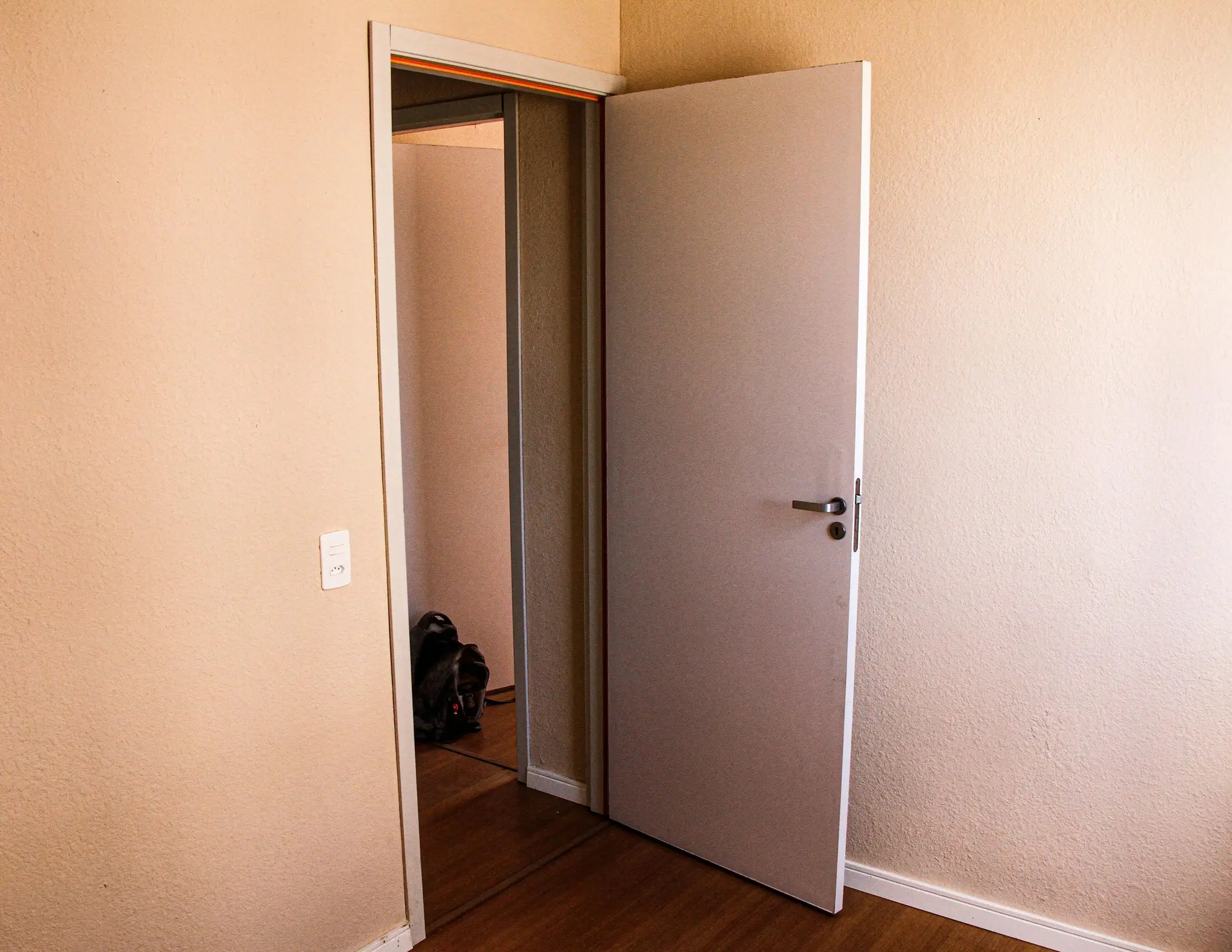 Apartamento com piso de madeira ou laminado, Guaratiba — photo 11
