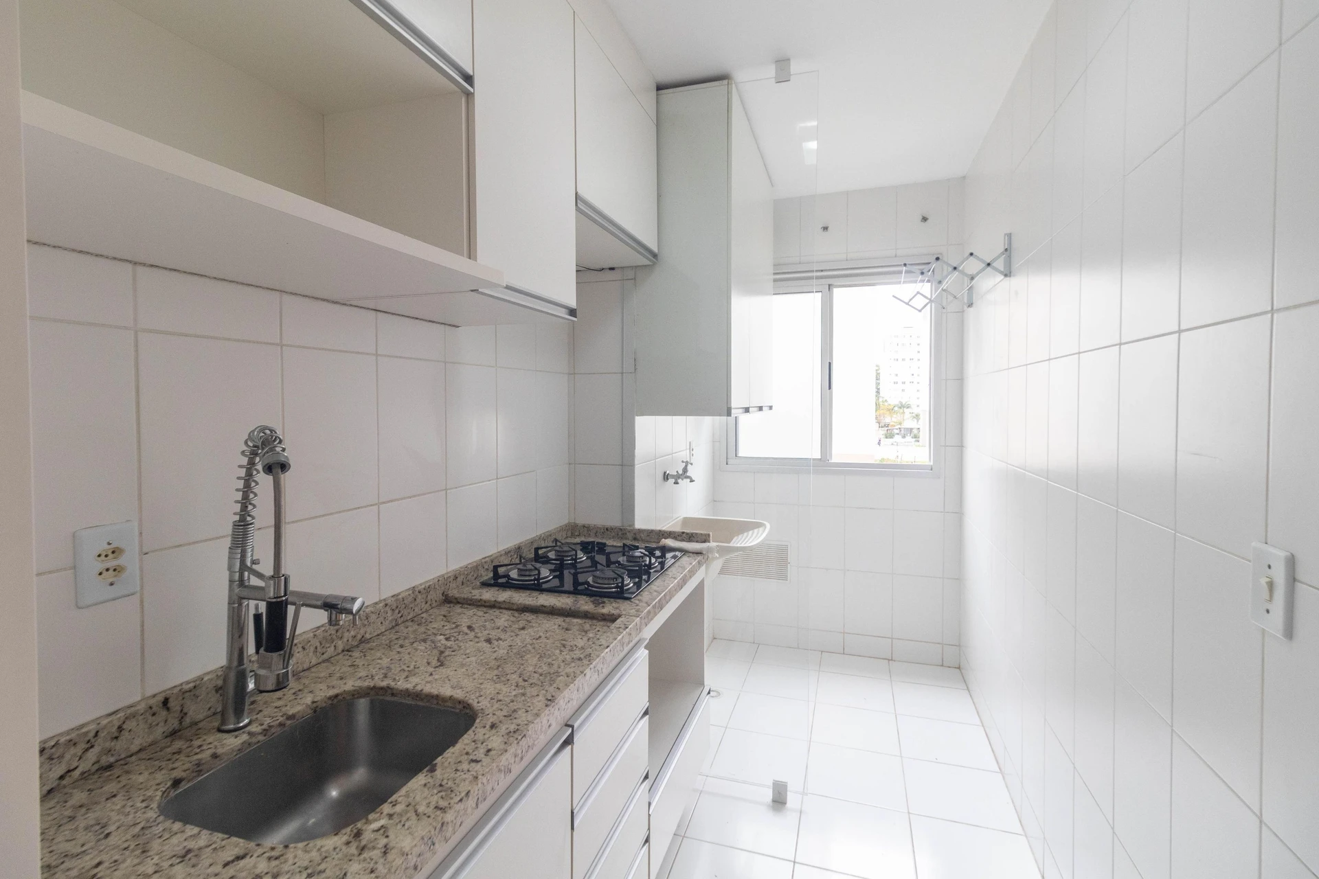 2-bedroom apartment with a home office in Curitiba — photo 2