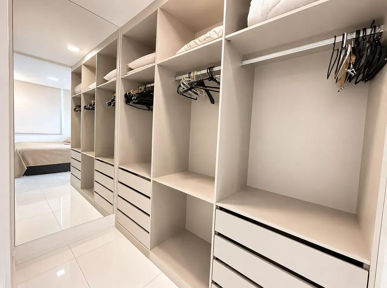 Furnished duplex penthouse with 2 en-suite bedrooms — photo 19