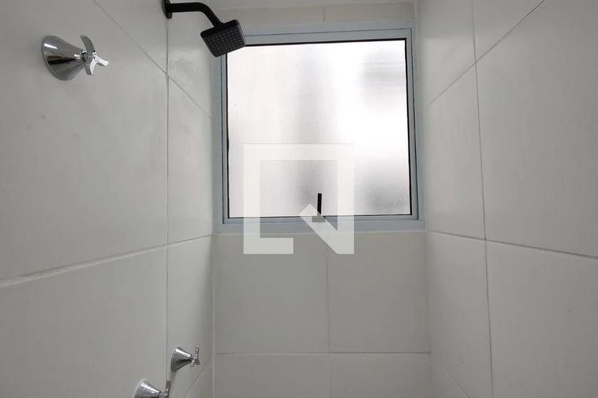 Unfurnished 2-bedroom apartment with 41 m² and parking — photo 3