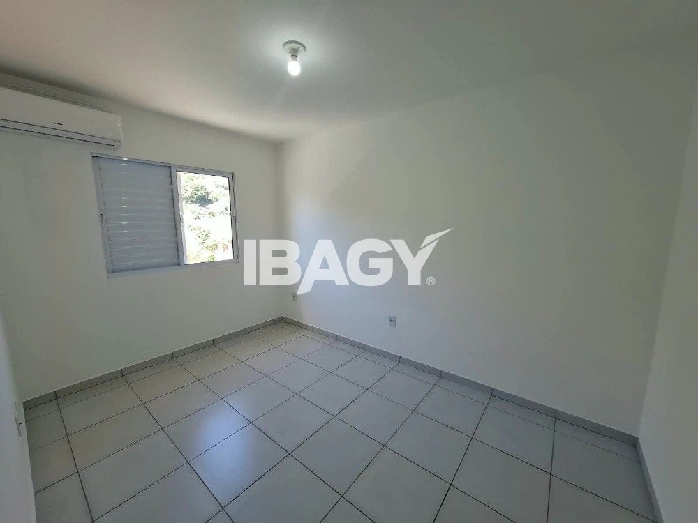 Piscina privada y 2 dormitorios: departamento de 54 m² — photo 22