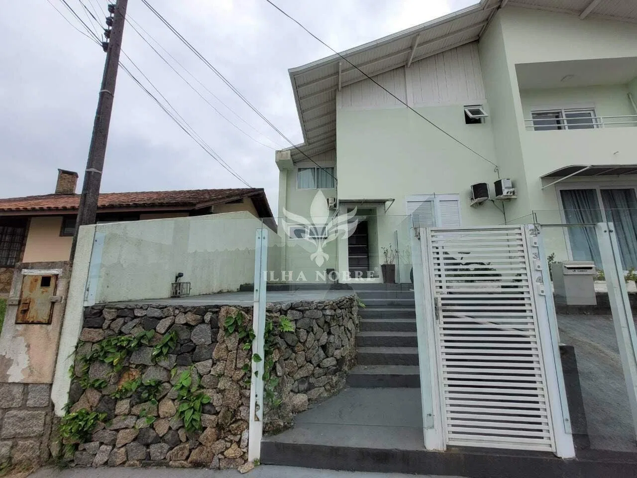 Квартира с 2 спальнями, 1 сьютом и 76 м², электроплита — photo 4
