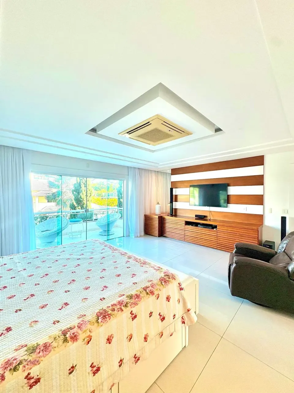 Unfurnished house with 5 bedrooms and open kitchen — photo 8