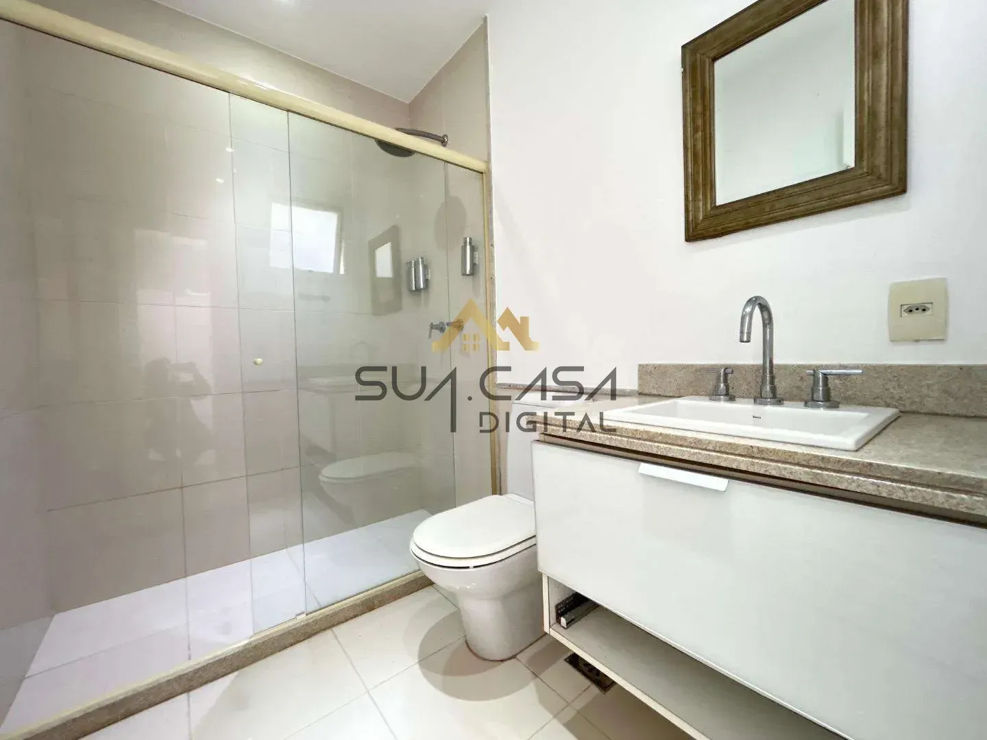 Penthouse with 4 bedrooms and an open-plan kitchen — photo 16