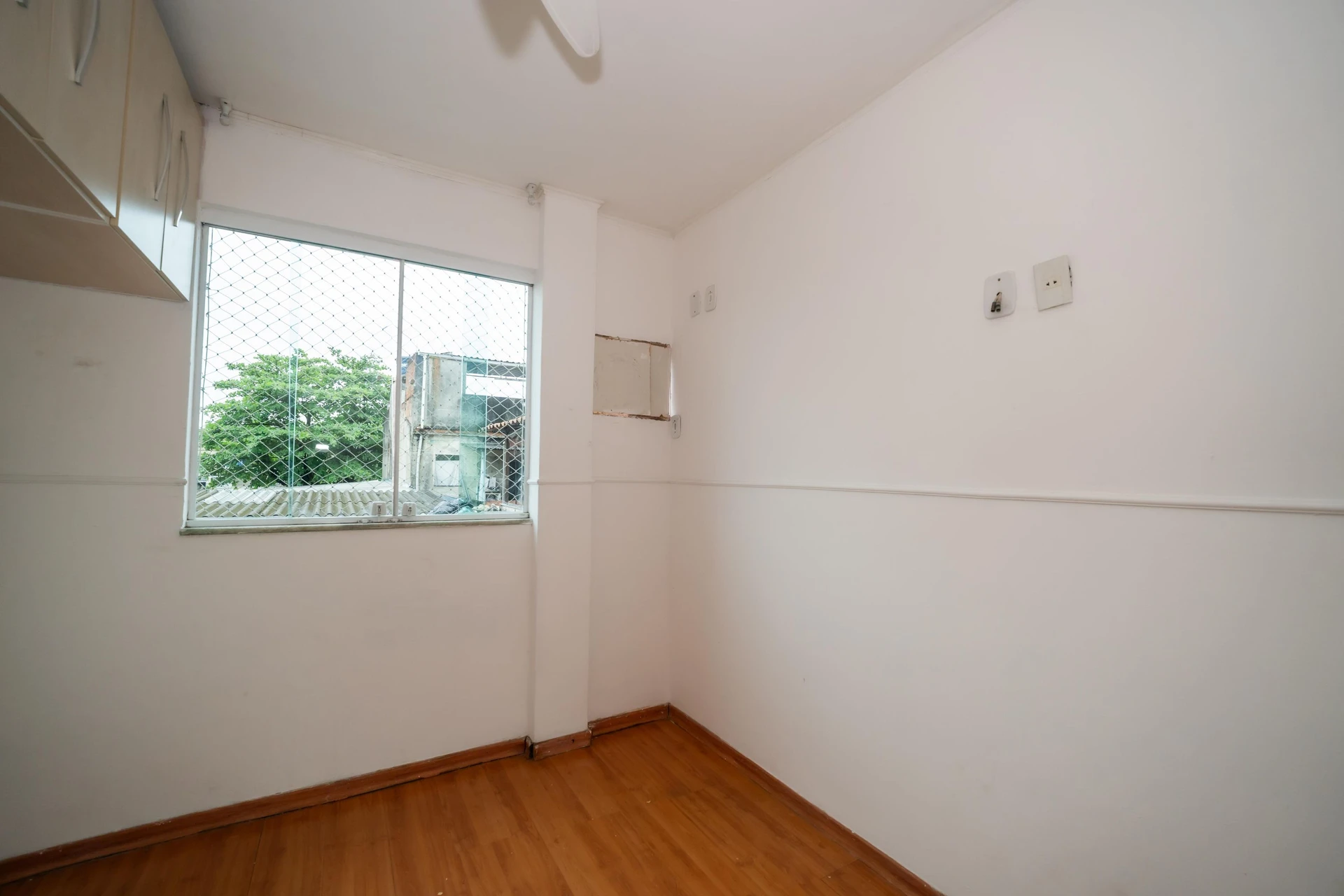 House, 70 m², with a glass-enclosed balcony — photo 28