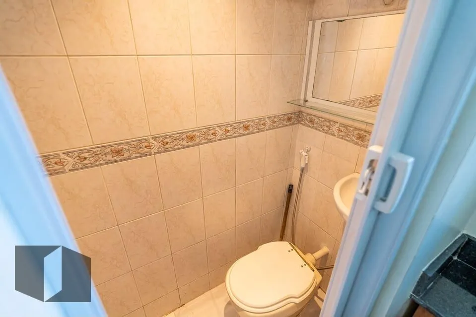 Apartamento com 4 quartos e cozinha fechada a gás — photo 48