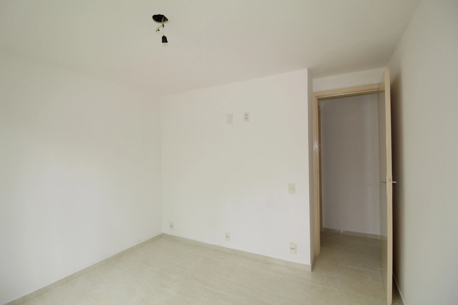 2-bedroom apartment with 1 parking spot and pet-friendly — photo 12