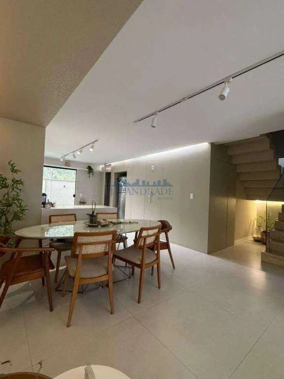 Casa com 4 dormitórios, 240 m² e 3 suítes com varanda — photo 7