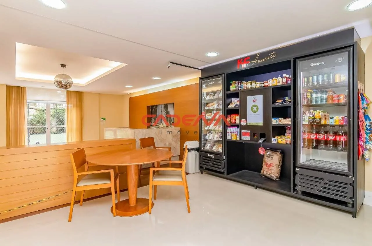 Unfurnished 4-bedroom apartment with private BBQ — photo 28