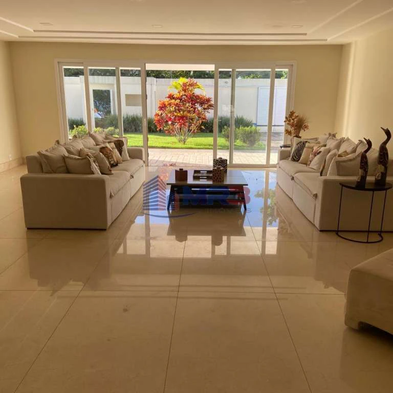 Gated house with 8 en-suite bedrooms and 20 bathrooms — photo 6