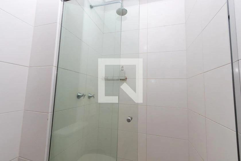Квартира з 2 спальнями та кухнею відкритого плану — photo 11