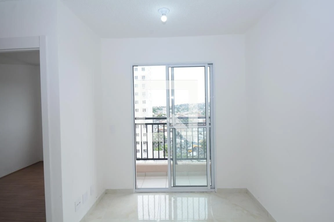 2-bedroom apartment in a building with a gym — photo 58