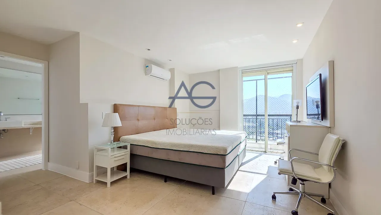 Duplex penthouse with 1 bedroom and open views — photo 14