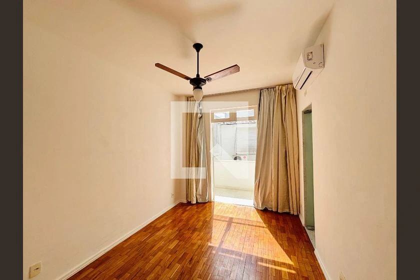 Unfurnished 3-bedroom apartment with gas kitchen — photo 3