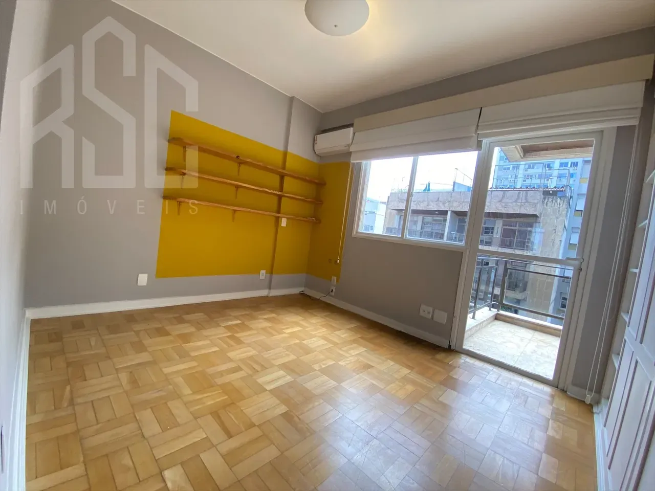 145 m² duplex penthouse with 2 bedrooms and 3 baths — photo 19