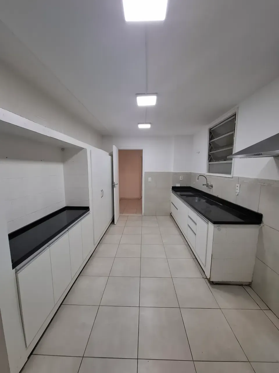 Apartment with 4 bedrooms, 4 bathrooms and 2 parking spaces — photo 7