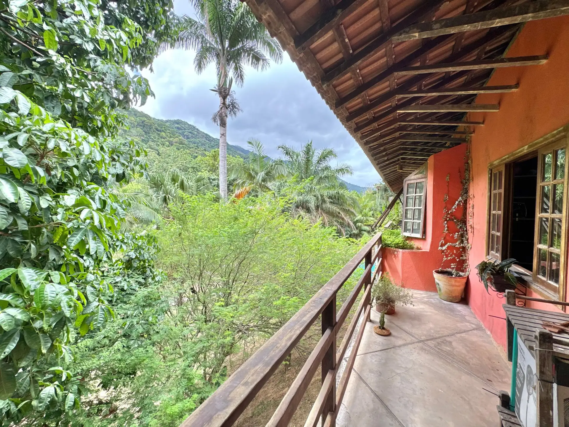 Casa mobiliada com 5 quartos e escritório no imóvel — photo 46