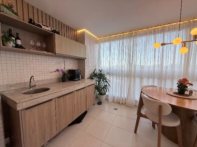 Furnished 2-bedroom apartment with 2 bathrooms — photo 2