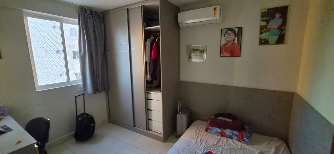 4-bedroom apartment in a building with a gym — photo 9