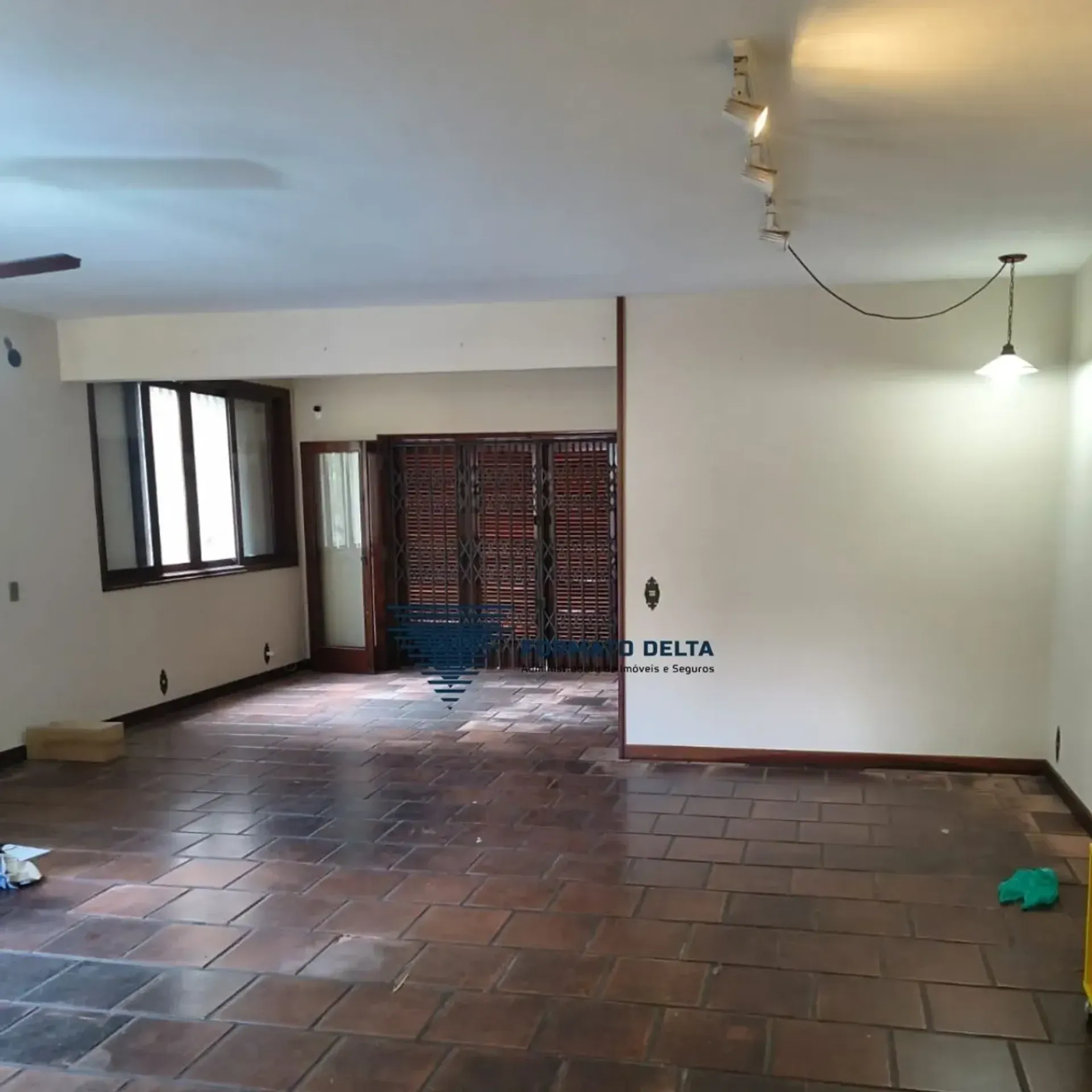 Casa com 8 quartos, 4 banheiros e 7 vagas no 2º andar — photo 5