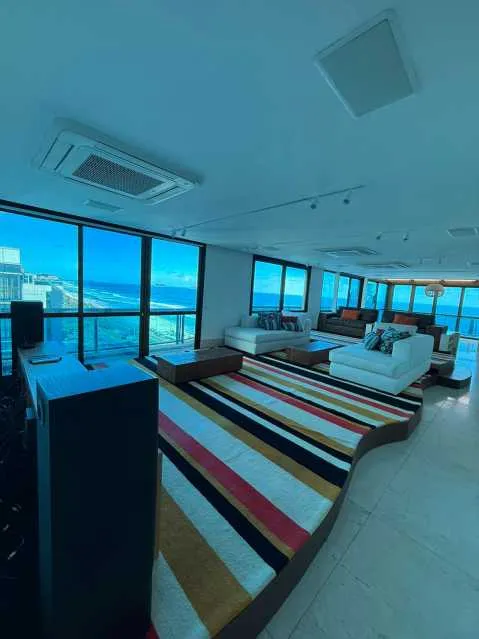 Penthouse apartment with 4 en-suite bedrooms