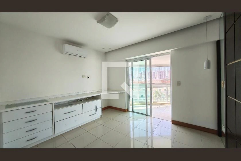 Apartment with 3 en-suite bedrooms and 5 bathrooms, 177 m² — photo 3