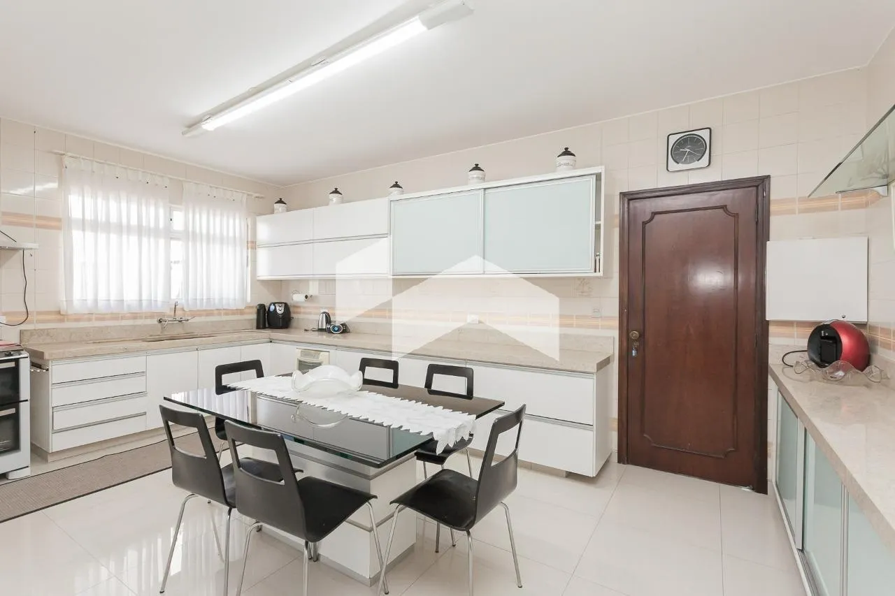 Будинок на 4 спальні з 6 місцями та 568 м² — photo 20