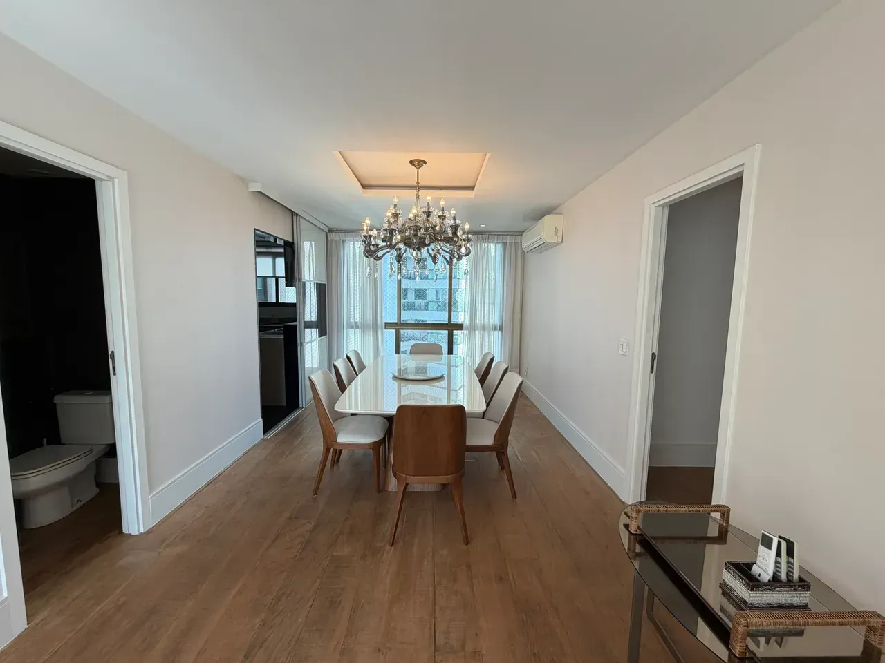 Furnished 3-bedroom apartment with open-plan kitchen — photo 9