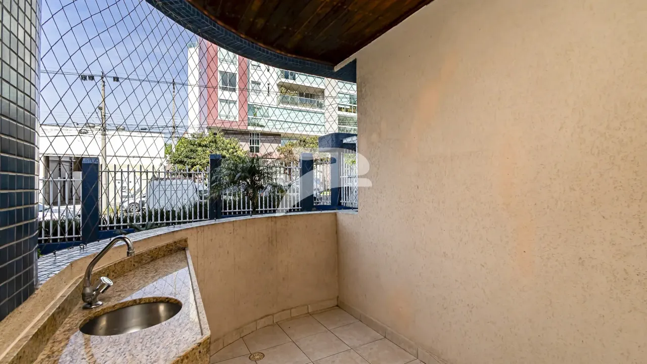 3-bedroom apartment with balcony grill — photo 3