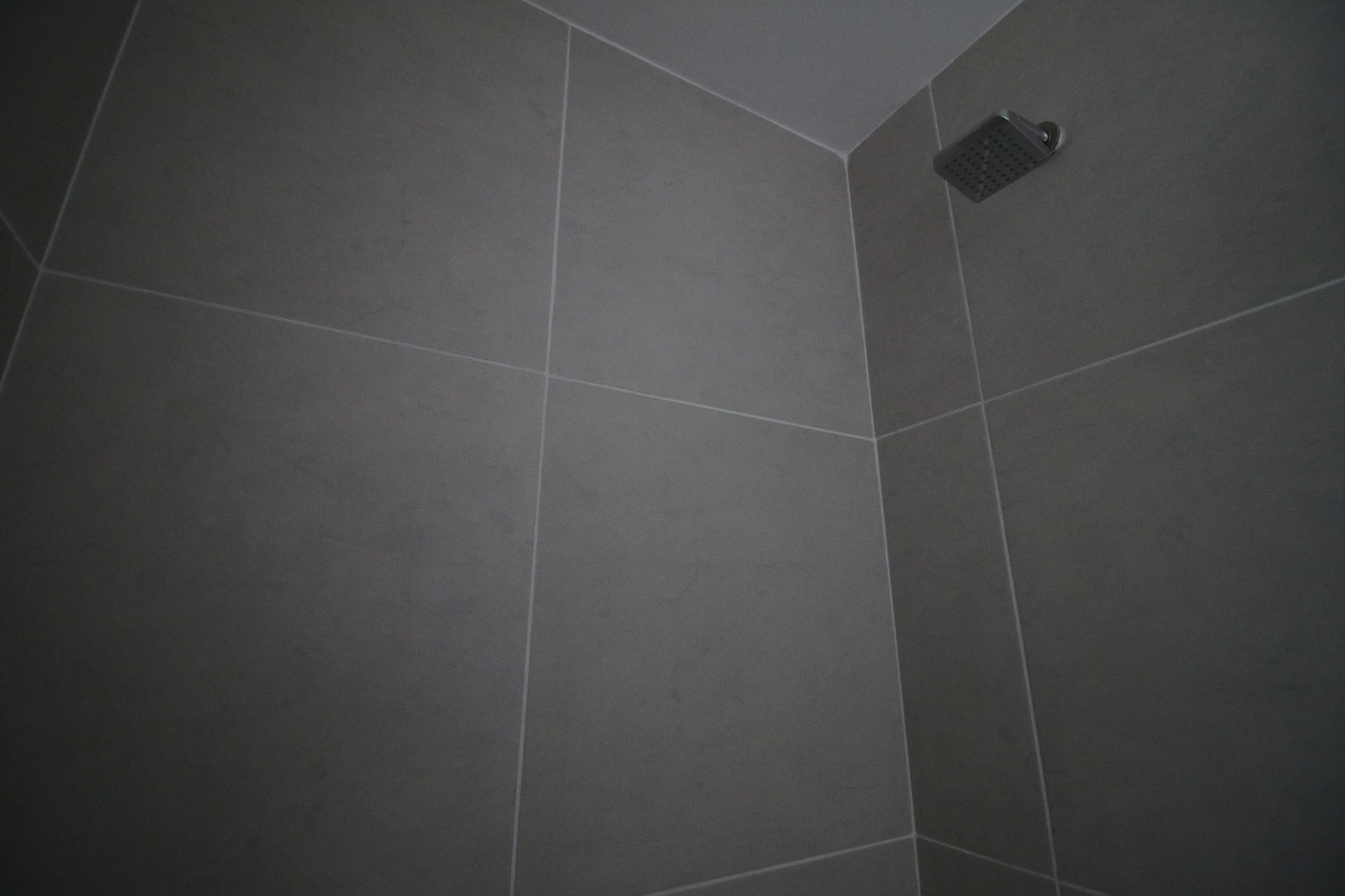 Apartamento de 1 dormitorio con cocina abierta y balcón — photo 9