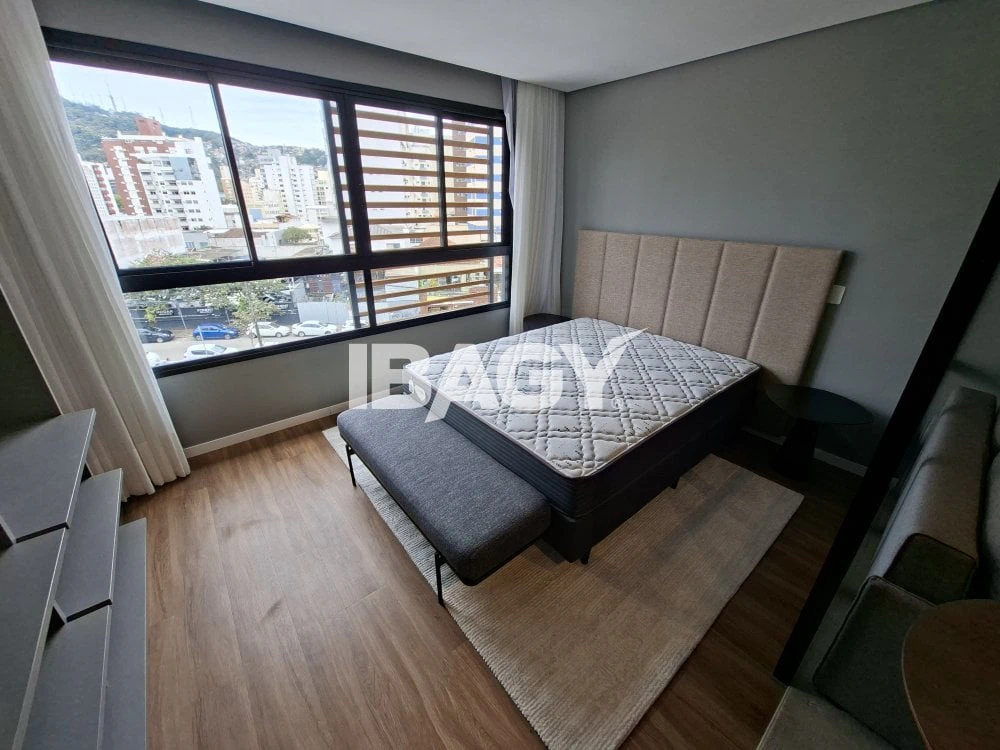 30 m² apartment with 1 bedroom and tall windows — photo 45