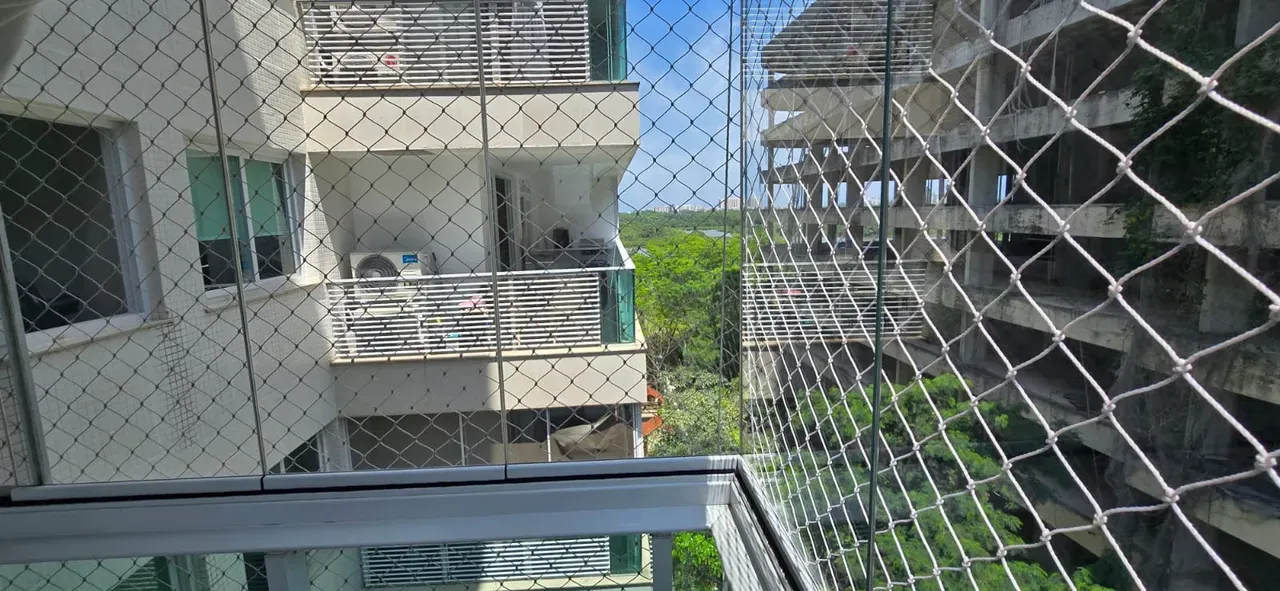 3-bedroom apartment with a home office in Rio de Janeiro — photo 32