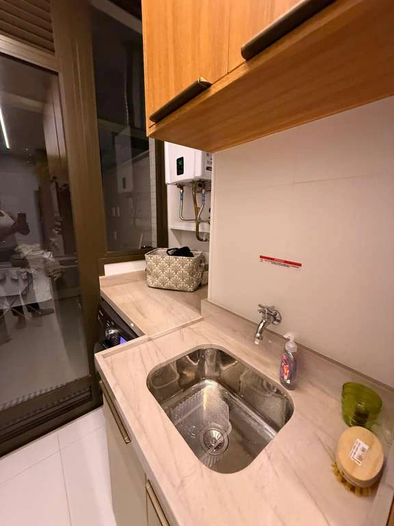 Furnished 2-bedroom apartment with 1 en-suite, 95 m² — photo 7