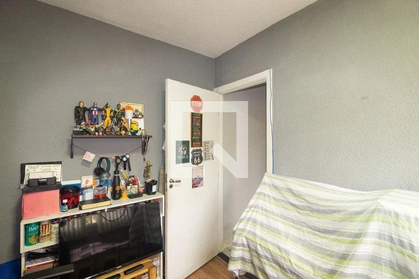 Furnished apartment with 2 bedrooms and 1 bathroom — photo 41