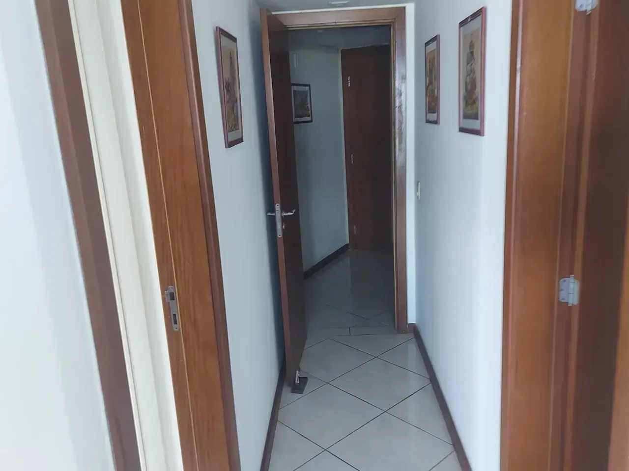 2-bedroom apartment with water view through the windows — photo 27