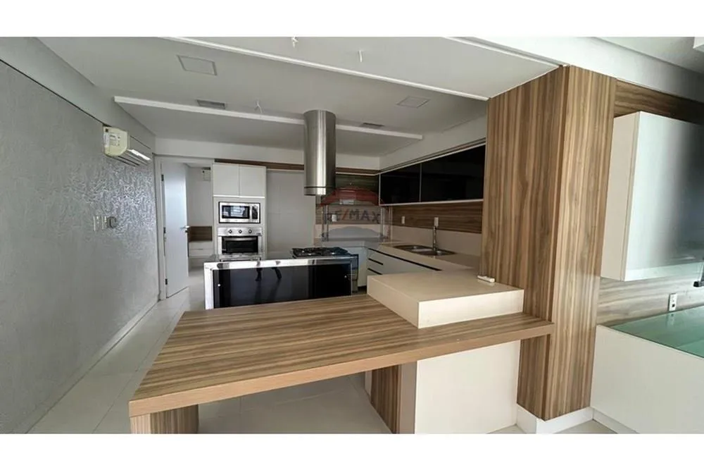 Furnished duplex apartment with open kitchen and 430 m² — photo 11