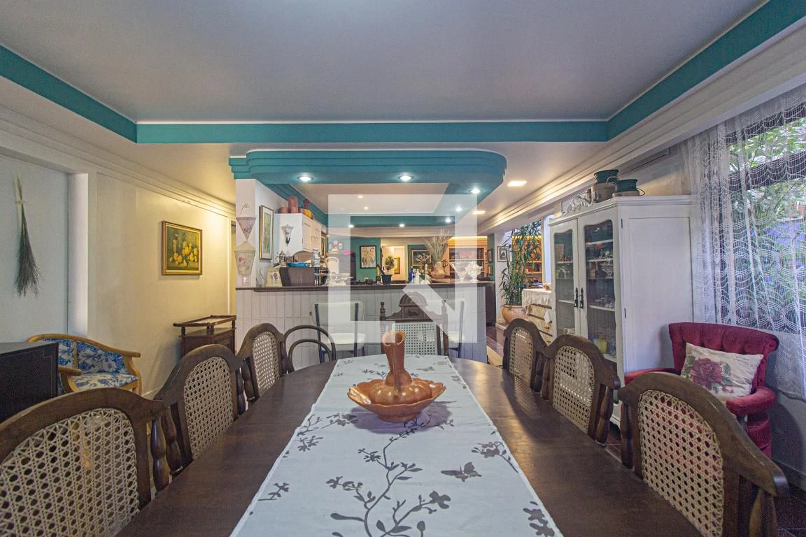 Ванна та 4 спальні: будинок 350 м² — photo 31