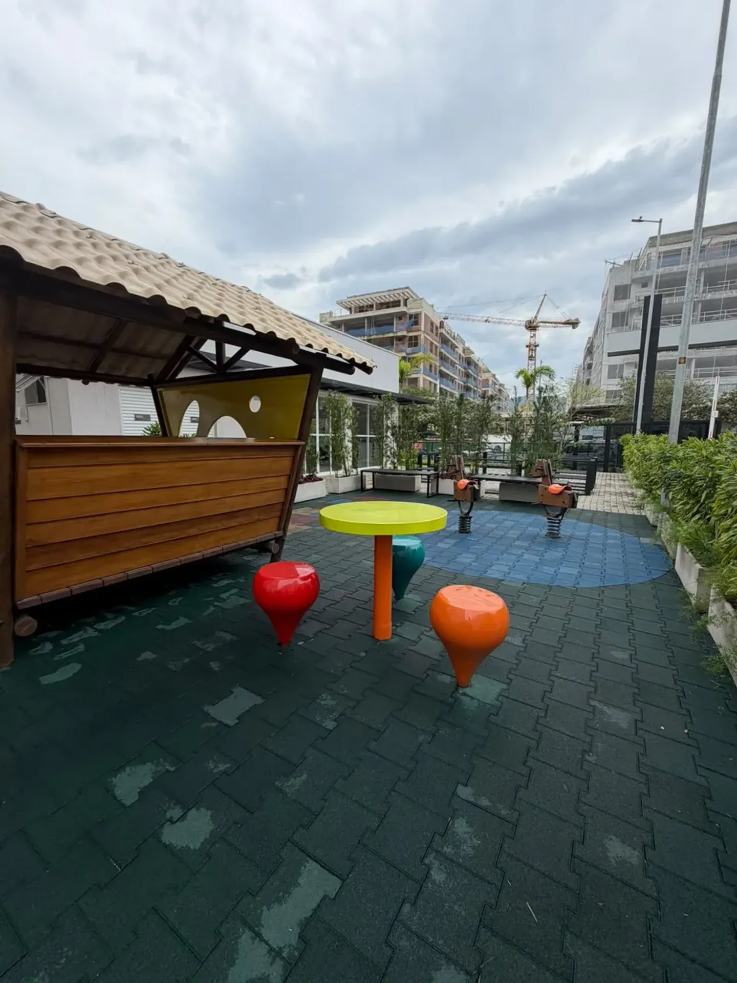 2 quartos e vista para as montanhas: apartamento de 55 m² — photo 10