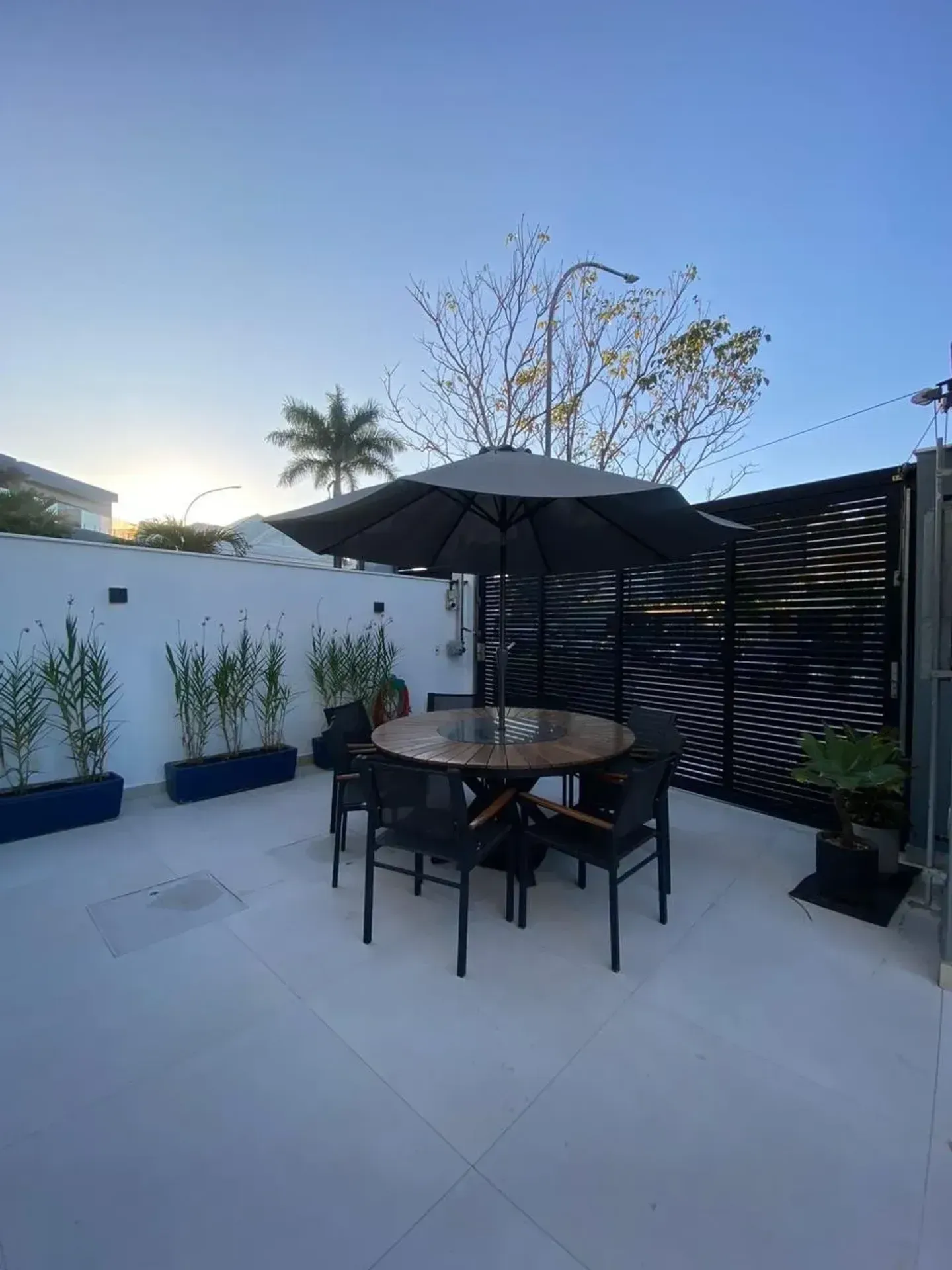 Furnished house with 4 bedrooms and 7 bathrooms — photo 15