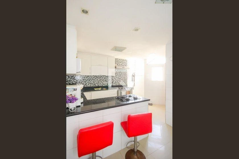 Furnished apartment, 230 m², with a walk-in closet — photo 20