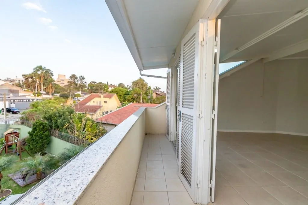 Unfurnished house with 4 bedrooms and 150 m² — photo 33