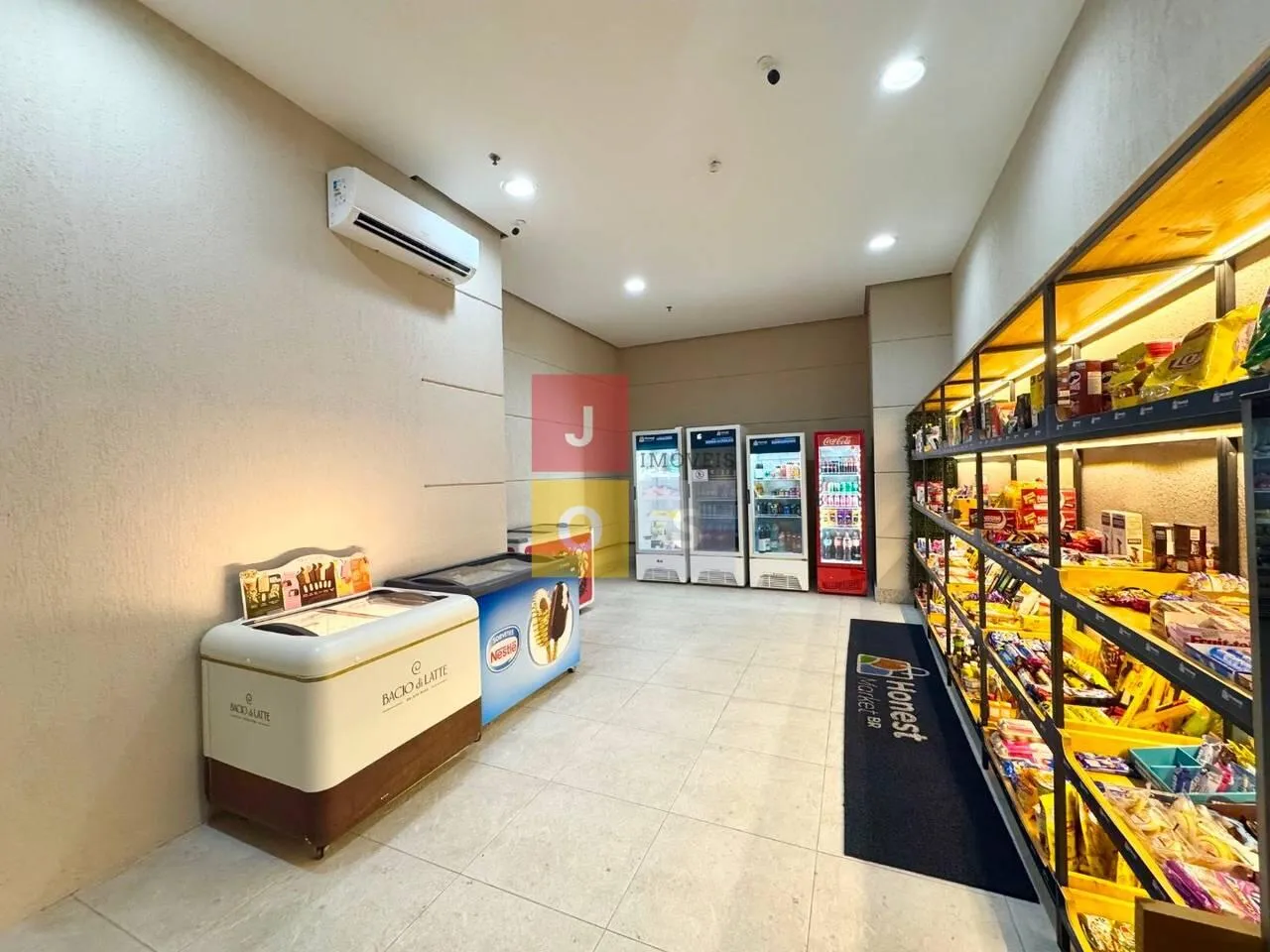 Apartamento mobiliado, 193 m², com janelas do piso ao teto — photo 102