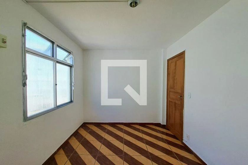 2-bedroom apartment in a building with a gym — photo 24