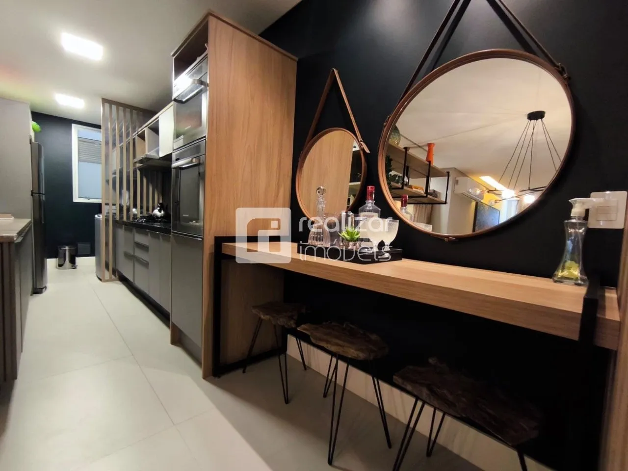 Furnished 3rd-floor apartment with 2 en-suites 170 m² — photo 37