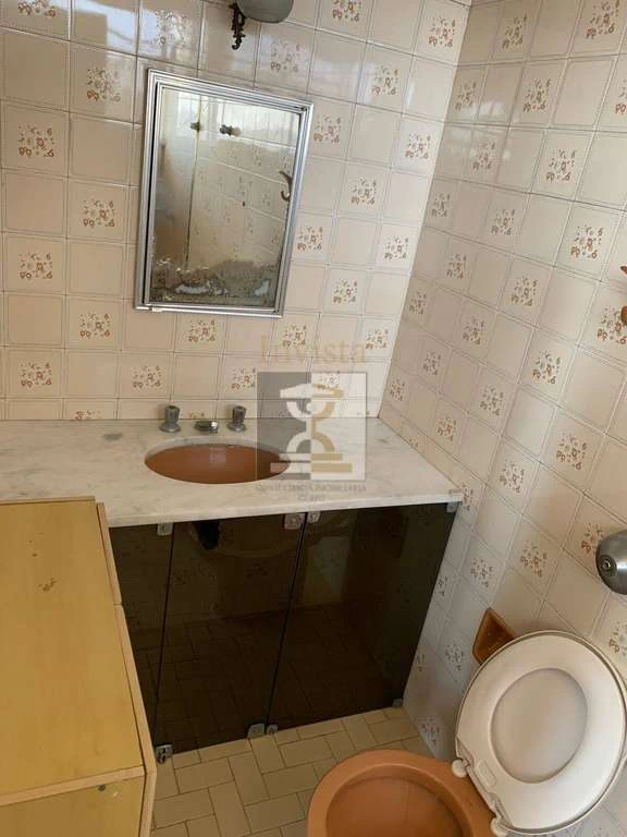 130 m² apartment with 2 bedrooms and a balcony — photo 8