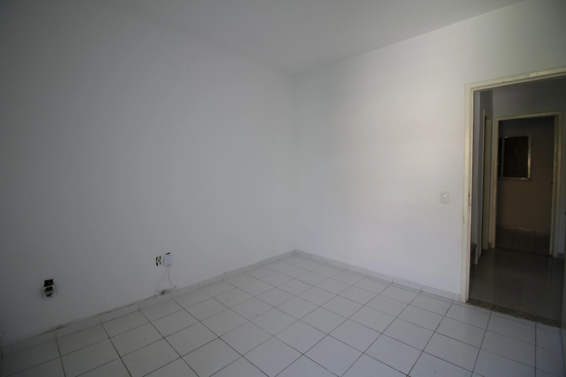 Casa sem mobília com 2 quartos e varanda — photo 21