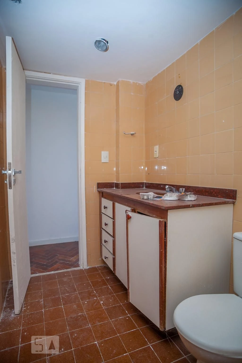 2-bedroom apartment with a mountain view in Rio de Janeiro — photo 29