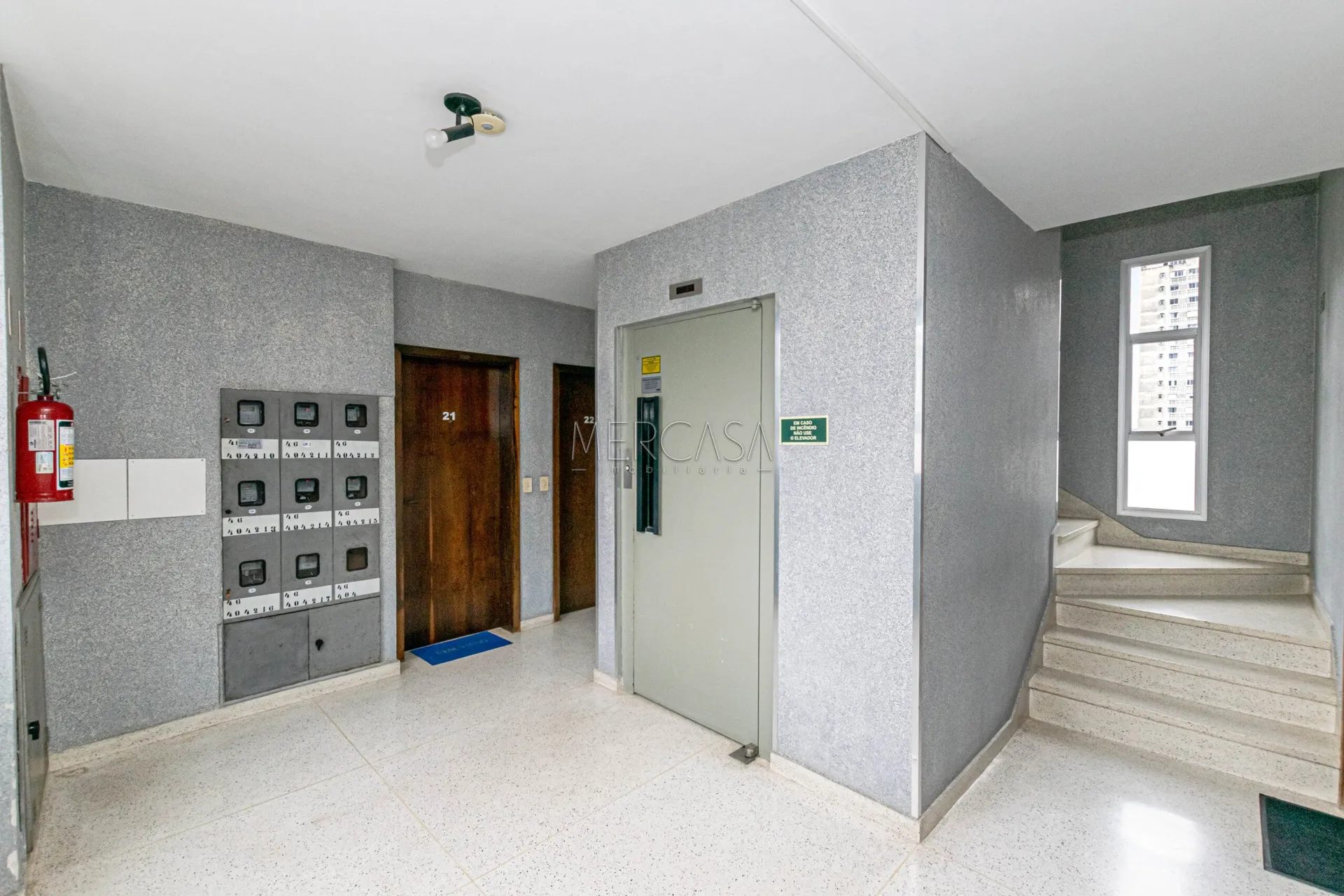 One-bedroom, 31 m² apartment in Curitiba — photo 25
