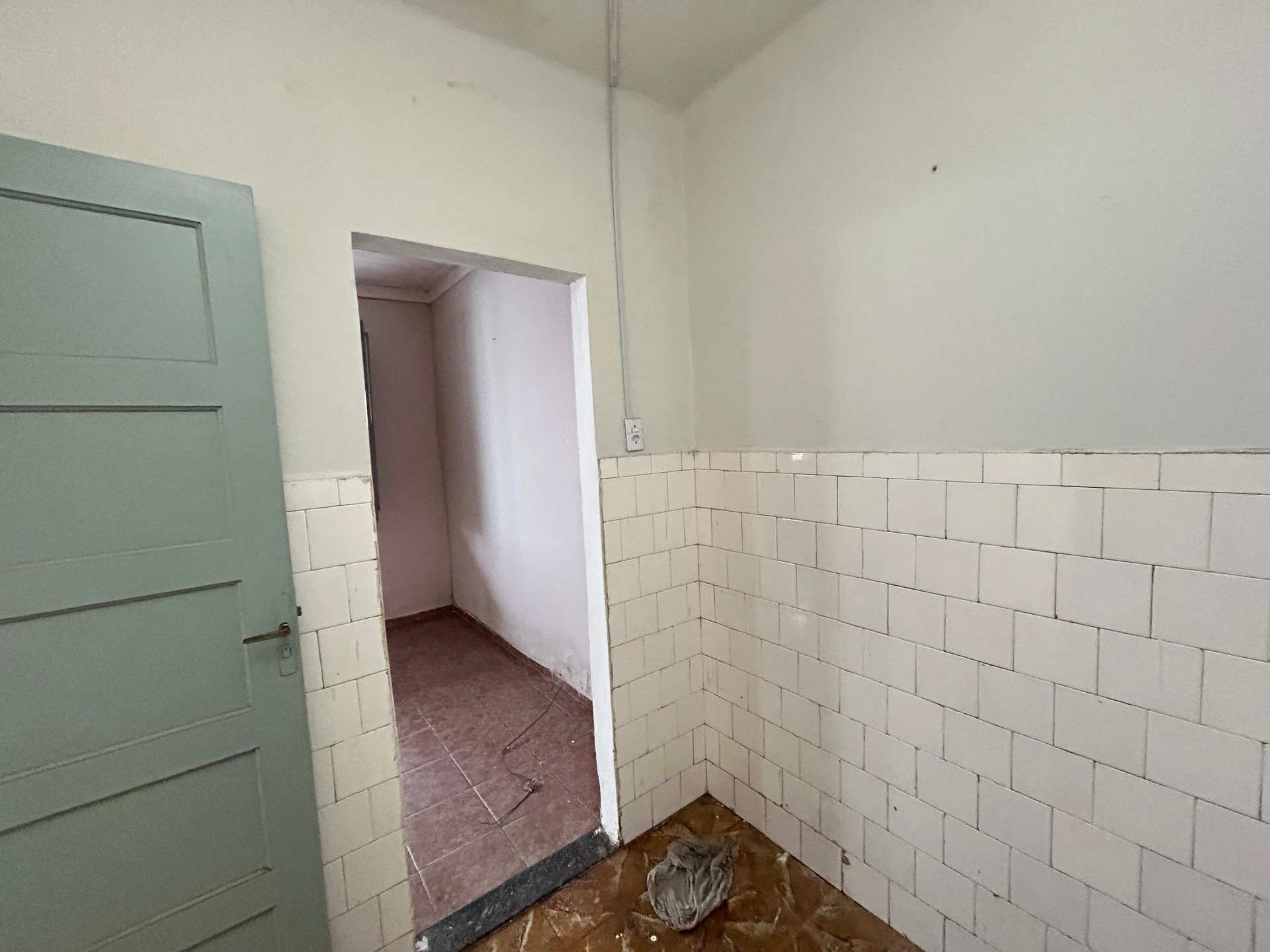 Casa en alquiler con 1 dormitorio, balcón y zona de lavado — photo 4