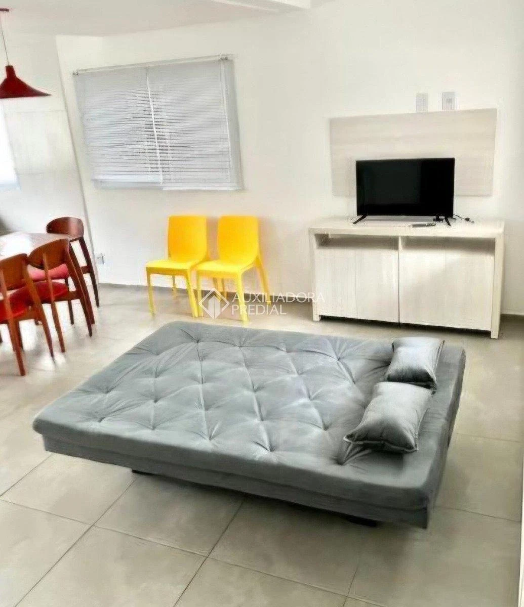 2-bedroom house with a home office — photo 12